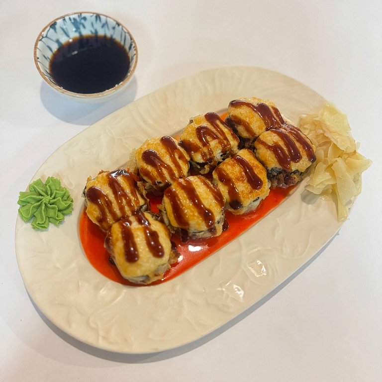 Д Запеченный ролл с курицей и пармезаном